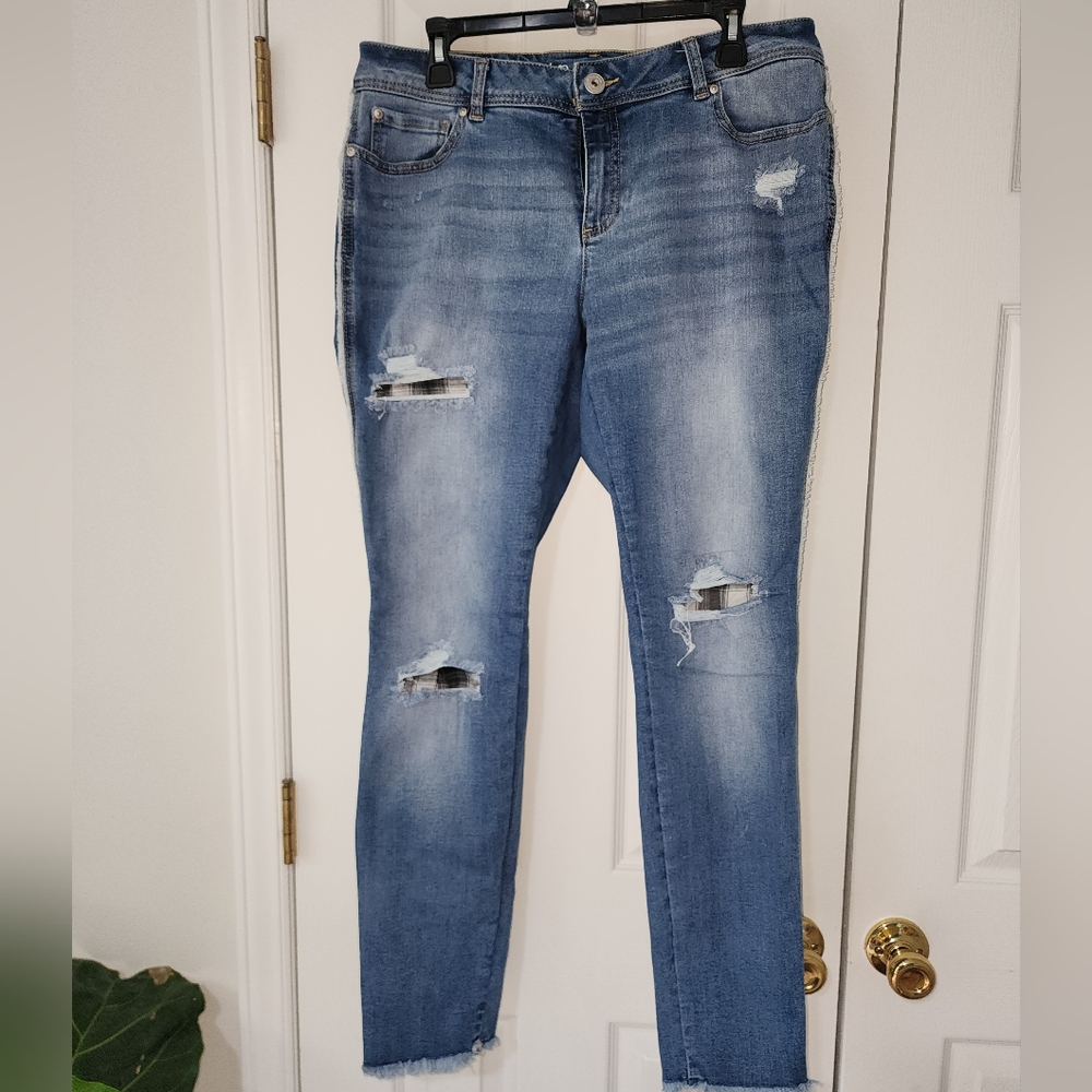 Inc Skinny, Curvy Fit Jeans